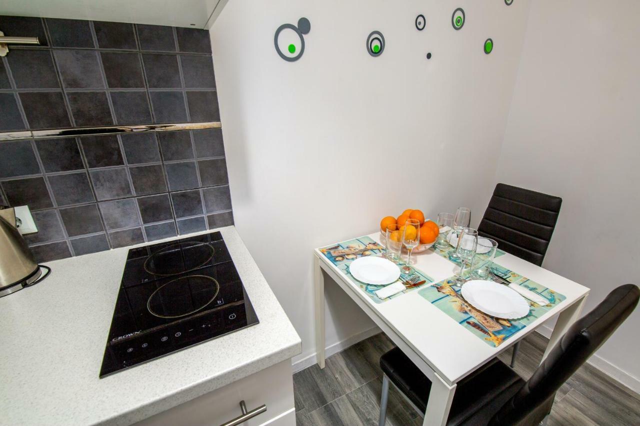 Alkamenous Apartment Petros Vipgreece アテネ エクステリア 写真